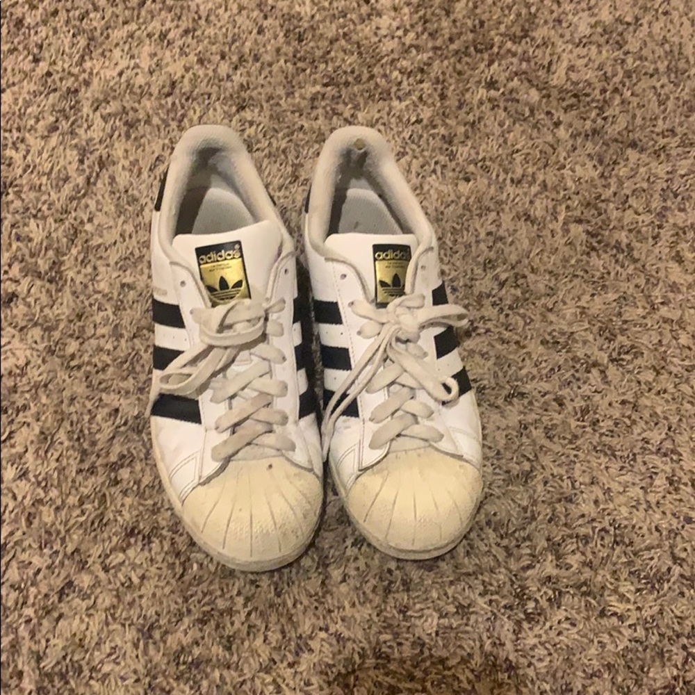 Used Adidas superstars size 8.5 W